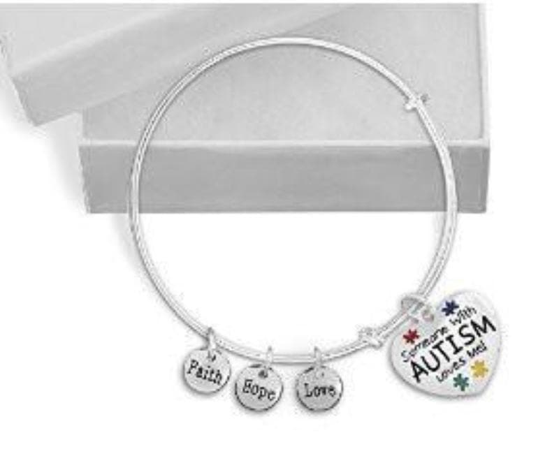Someone With Autism Loves Me Retractable Charm Bracelet - The House of Awareness