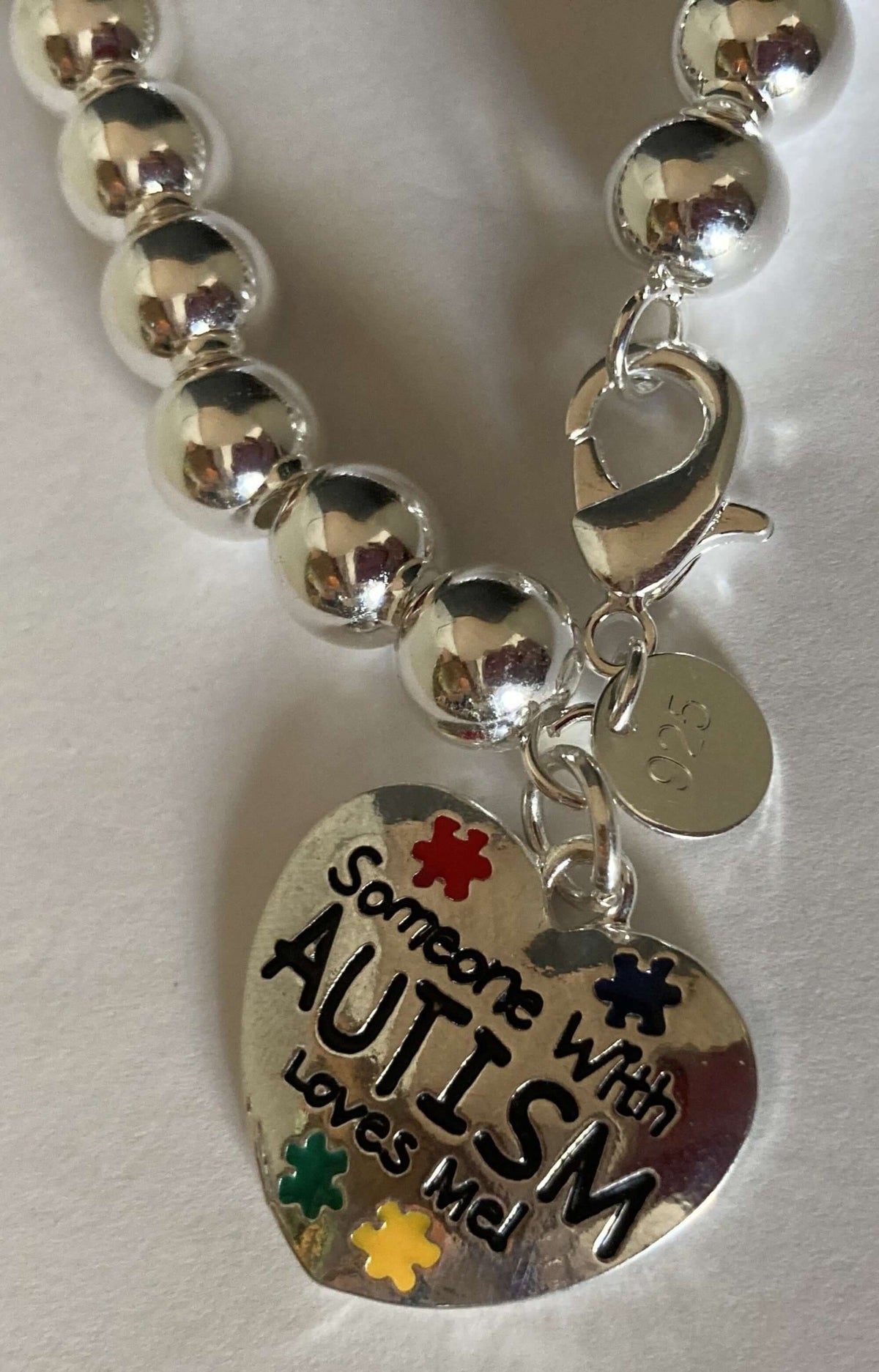 Someone with Autism Loves Me Beaded Charm Bracelet