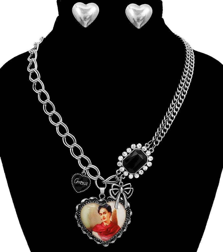 Pendant Necklace Set for Valentine's Day - The House of Awareness