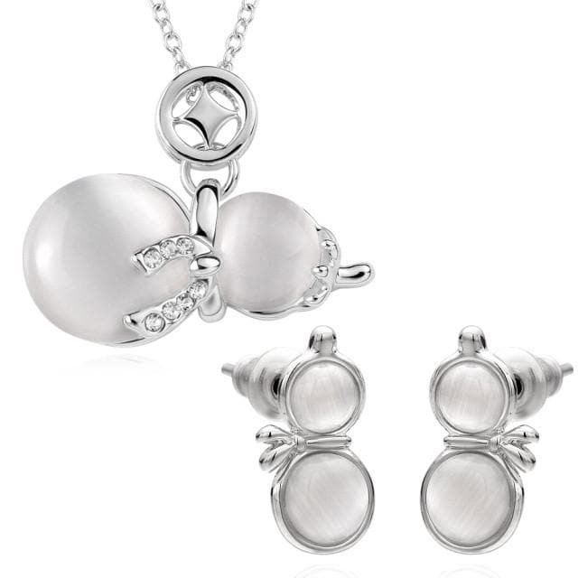 Snowmen Platinum Plated Crystal Cat eye stone Jewelry Set for Winter for Kids or Adults - The House of Awareness